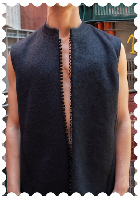 MORO MLIFA VEST